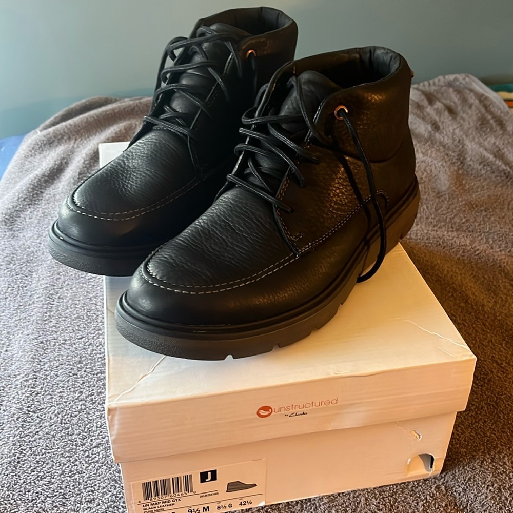 Clark’s Men’s Unstructured Ankle Boot - Waterproof - Goretex - Size 9 1/2 - NIB